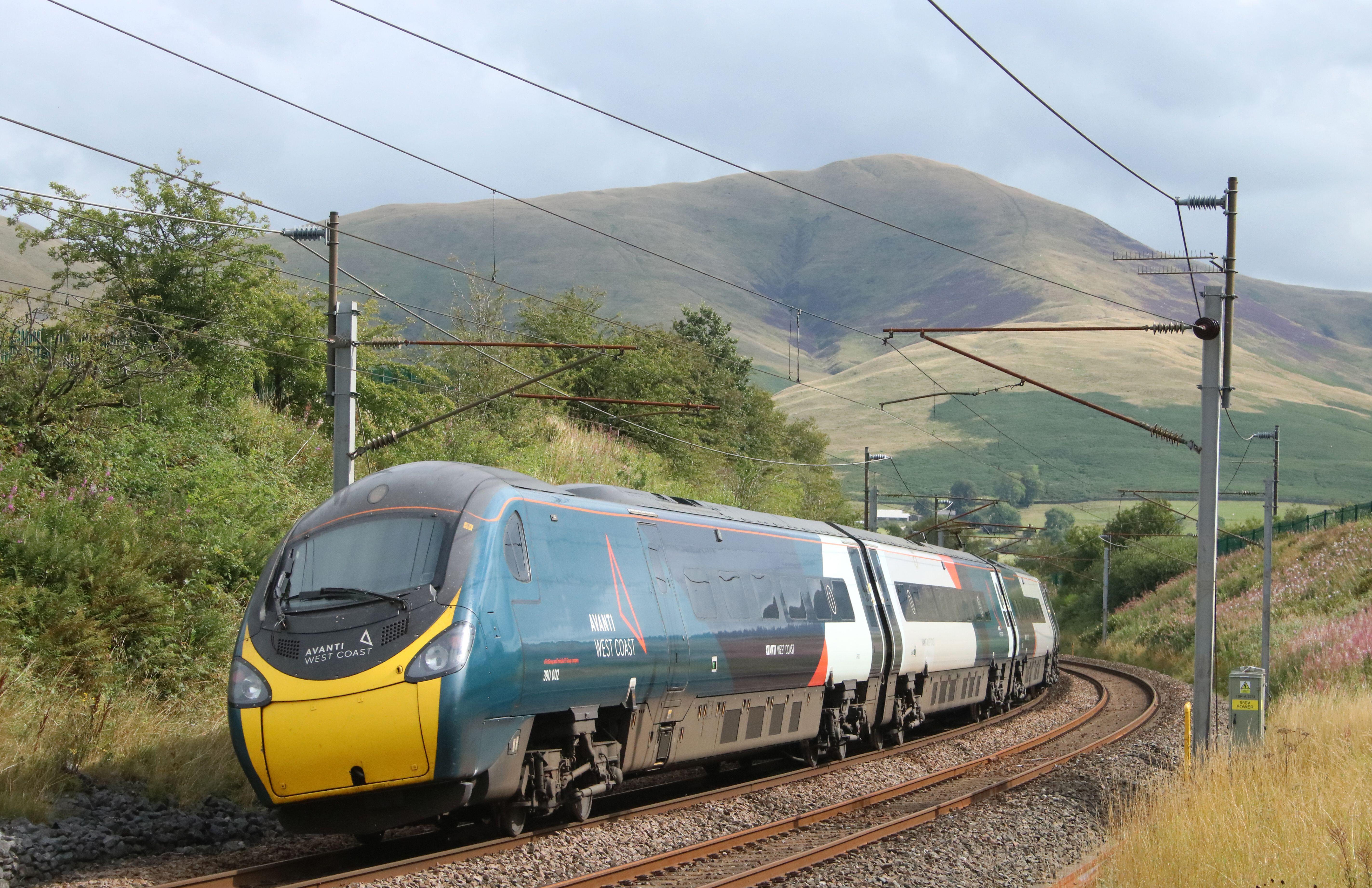 Avanti west coast gets 9 year deal following improved performance